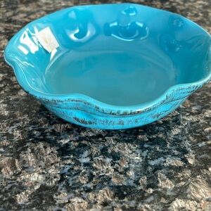 DE SILVA MADE IN ITALY TURQUOISE POTTERY SCALLOPED BOWL NEW